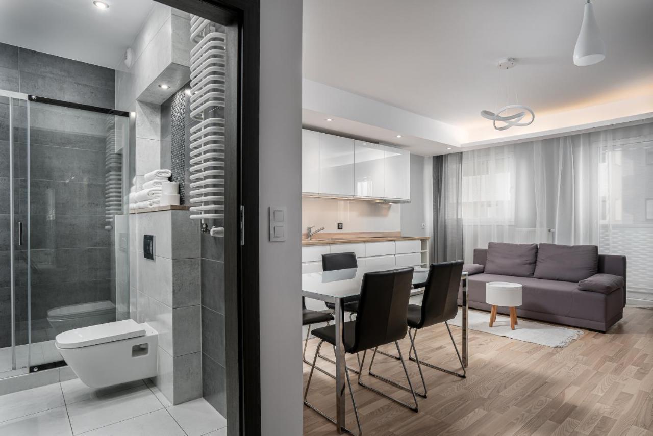Rentplanet - Apartamenty Atal Tower วรอตซวาฟ ภายนอก รูปภาพ