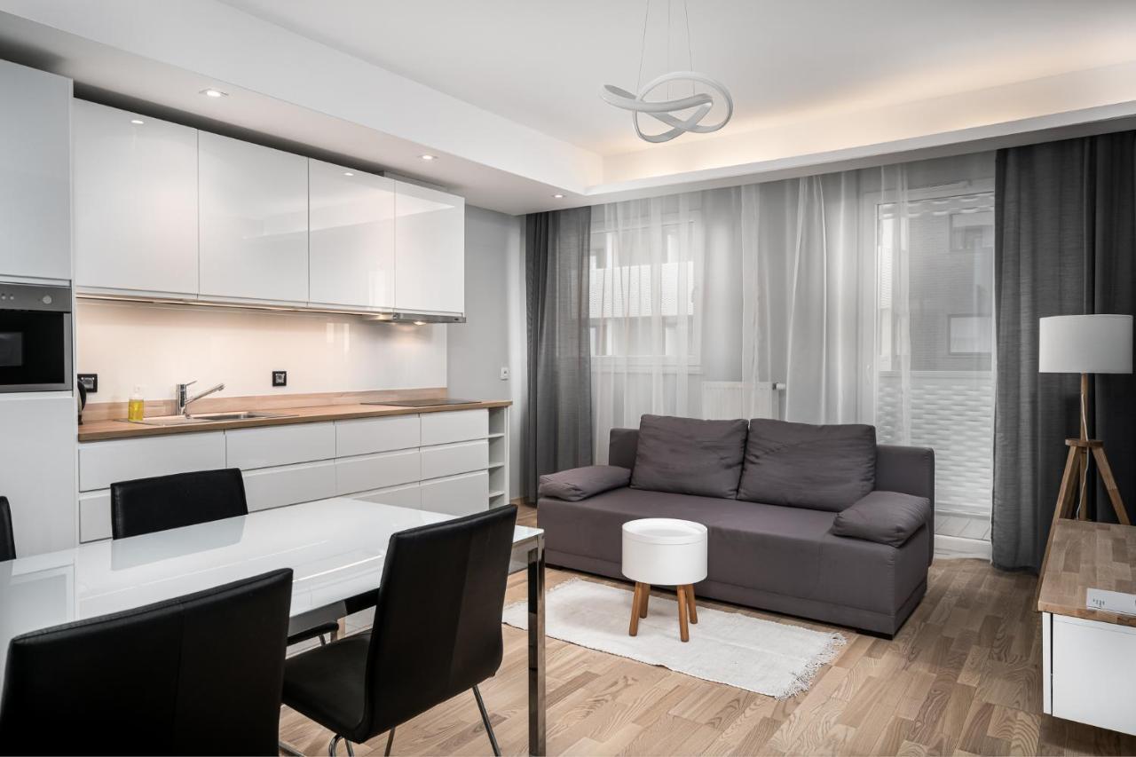 Rentplanet - Apartamenty Atal Tower วรอตซวาฟ ภายนอก รูปภาพ